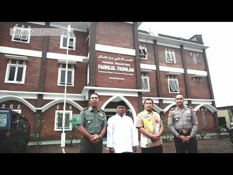 SOLIDARITAS BERSAMA PUTUS RANTAI COVID-19 || UMARO GANDENG KIYAI FADLOLAN MUSYAFFA