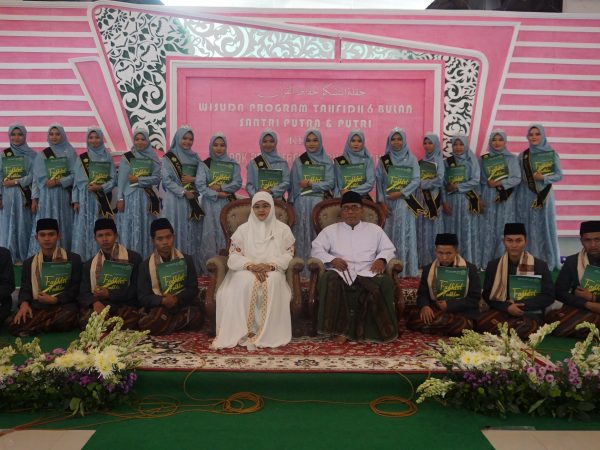Wisuda Program Tahfidh 6 Bulan