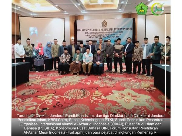 DR. K.H. Fadlolan Musyaffa' Lc., MA (Pengasuh Pondok Pesantren Fadhlul Fadhlan) mengikuti Focus Group Discussion yang diadakan oleh Kementrian Agama Republik Indonesia pada hari Jum'at - Minggu (4-6/02/2020)