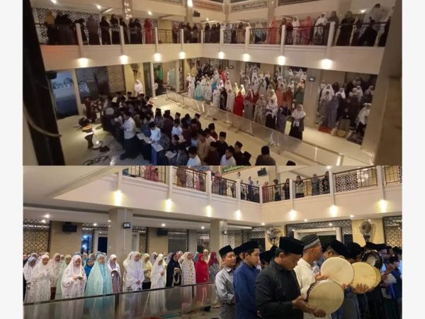 Menyambut Hari Santri Nasional 22 Oktober, Pondok Pesantren Fadhlul Fadhlan Mengadakan Mujahadah Maulid Diba’ dan Burdah.
