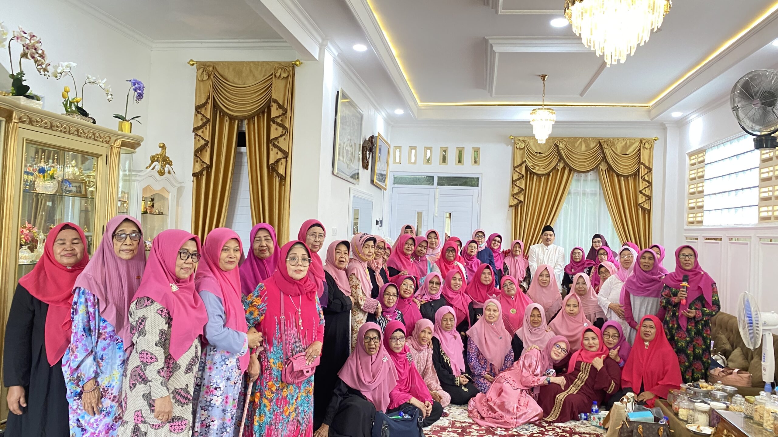 Jama'ah Majlis Taklim Yayasan Walisongo Semarang Adakan Safari Pengajian di Pondok Pesantren Fadhlul Fadhlan Semarang